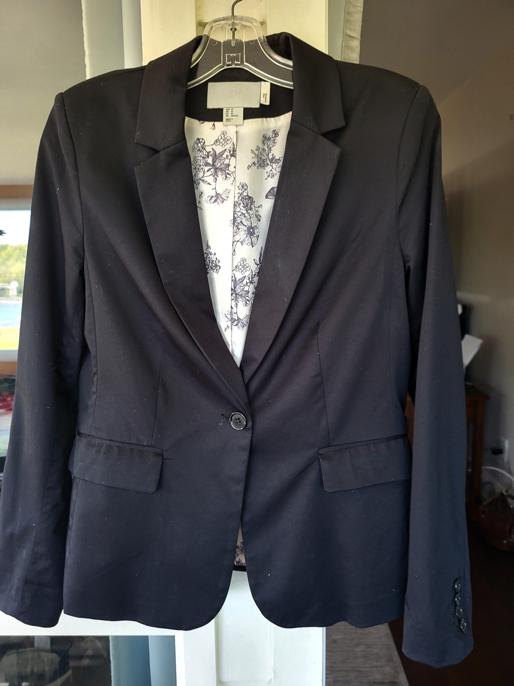 H&M Black Tailored Women's Blazer with Floral Lining